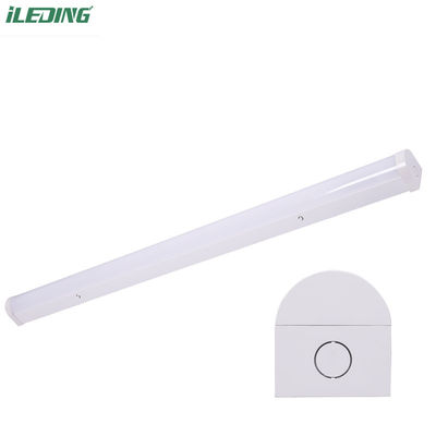 140lm/w Indoor LED Batten Light Fixture voor supermarktwinkel 2FT 4FT 8FT 60W 90W