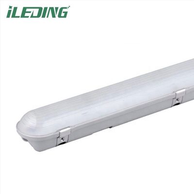 80 CRI 100W 8ft LED-dampvast garageluchtsysteem Waterdicht Tri-proof lichtinstallatie