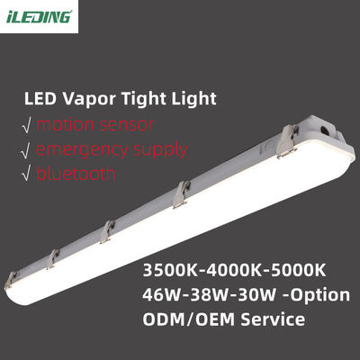 4FT Workshop LED-dampvast garageluchtsysteem Daglicht Kleurtemperatuur en IP66 waterdichtheid