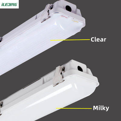 4FT Workshop LED-dampvast garageluchtsysteem Daglicht Kleurtemperatuur en IP66 waterdichtheid