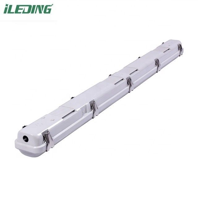 AC 110V ± 10% Inlaatspanning Industrieel 60W LED-dampenlamp