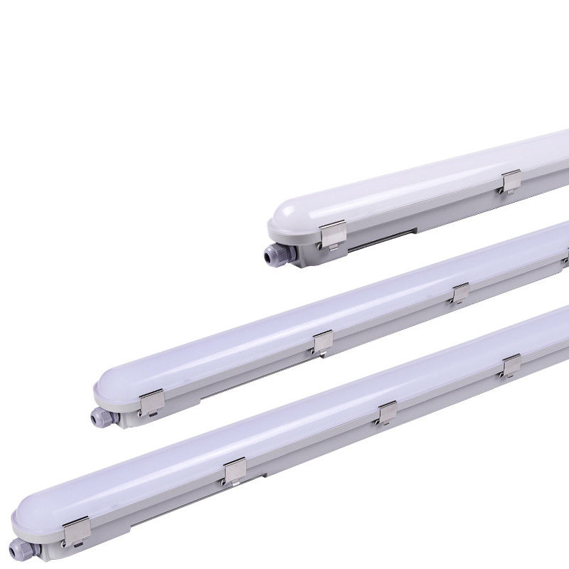 Commerciële 5FT Parkeerplaats LED Lineaire Tri proof Opgehangen IP66 Dampscherp Lichtsysteem 2kg